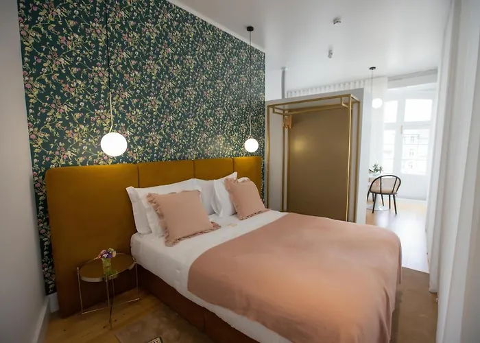 Trovador 招待所 吉马良斯