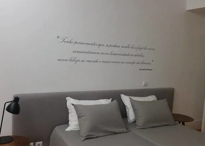 Konukevi Trovador 4*